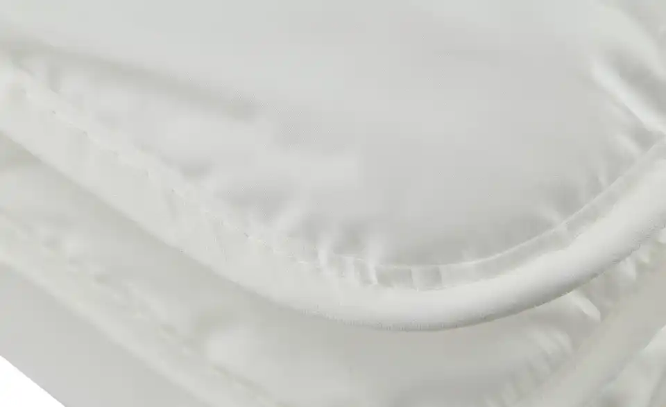 John Cotton Leicht-Steppbett Magicline, Naht