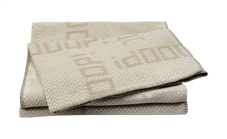 JOOP! Kuscheldecke J-Trend, Frontansicht