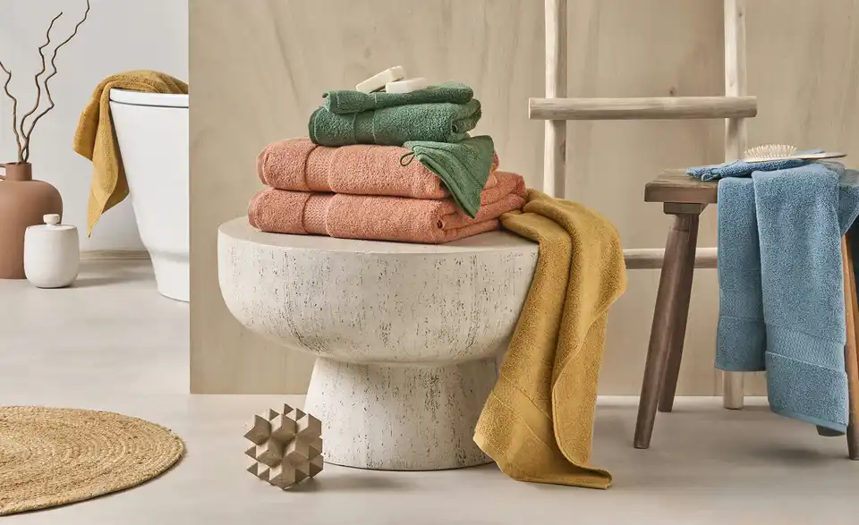 Como Green Duschtuch Kuschel Wuschel, in Wohnsituation