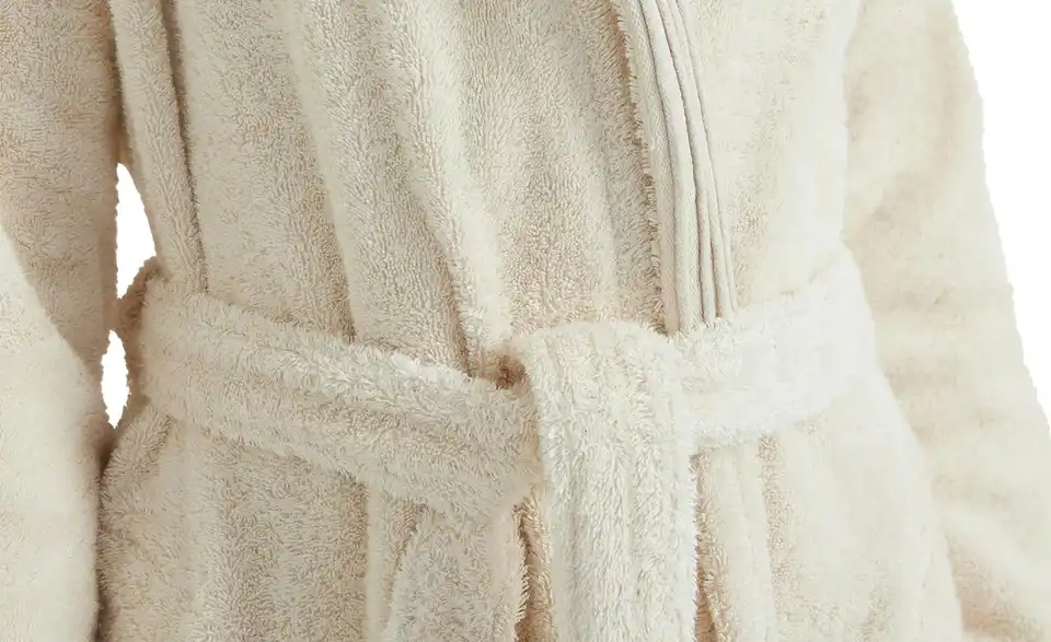 Möve Kapuzenmantel, Detailansicht