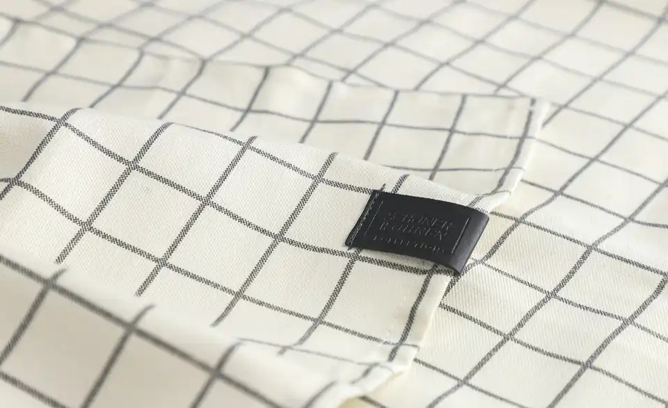 SCHÖNER WOHNEN Kollektion Tischdecke SW-Check, Detailansicht