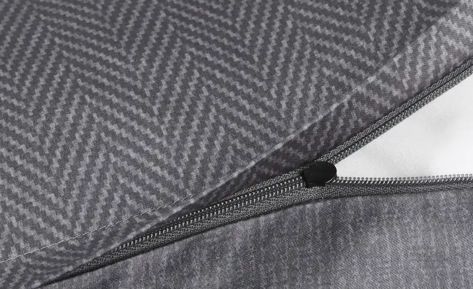 JOOP! Mako-Satin Bettwäsche ,,Heringbone'', Detailansicht