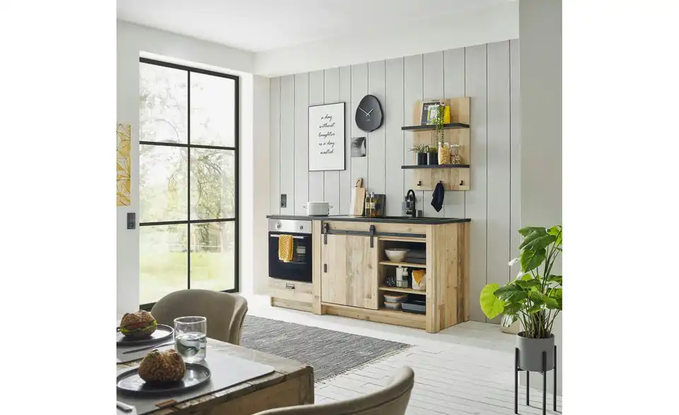 Kombi 1YYAKD, in Wohnsituation