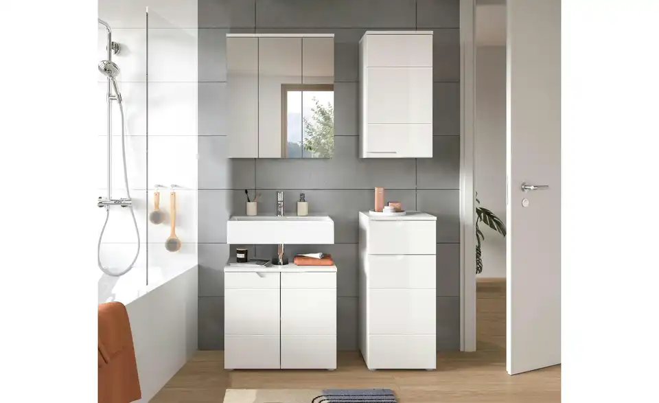 Badkombination, in Wohnsituation