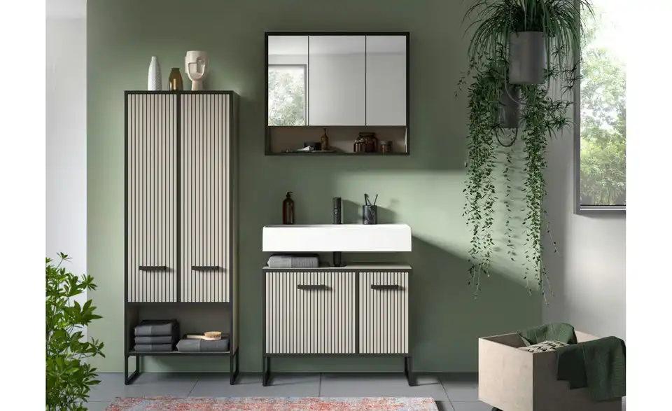 Badkombination, in Wohnsituation