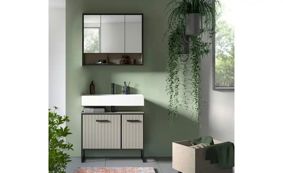 Badkombination, in Wohnsituation