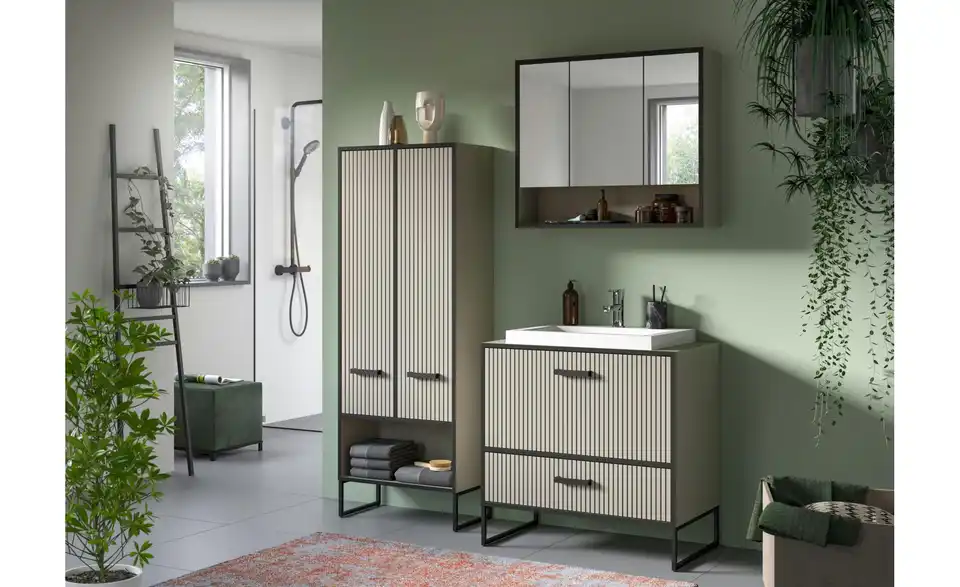 Badkombination, in Wohnsituation