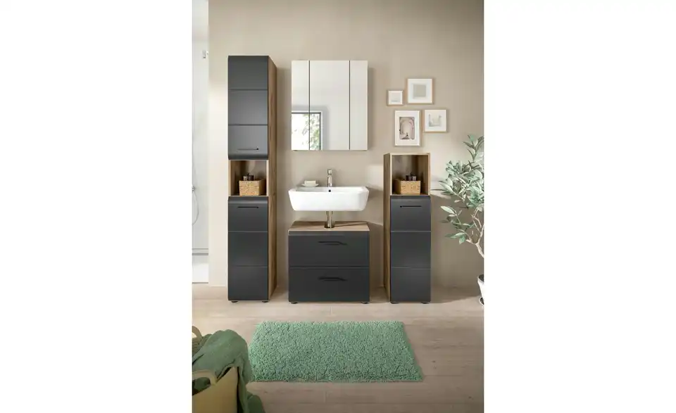 Badkombination, in Wohnsituation