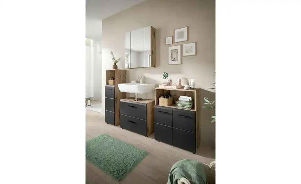 Badkombination, in Wohnsituation