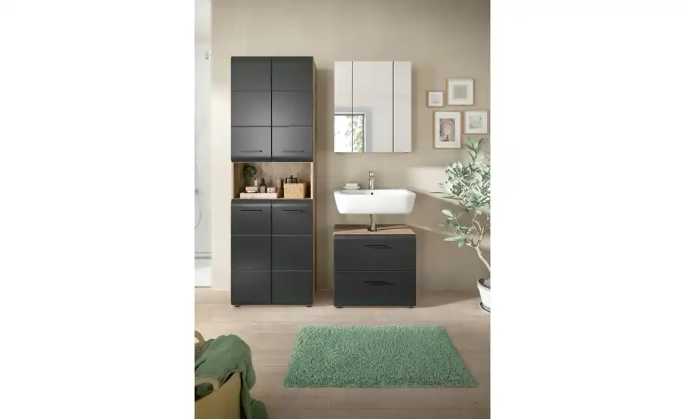 Badkombination, in Wohnsituation