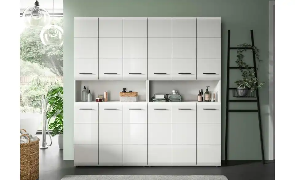 Badkombination, in Wohnsituation