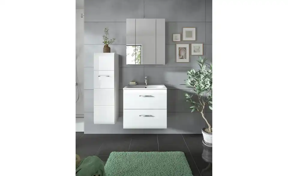 Badkombination, in Wohnsituation