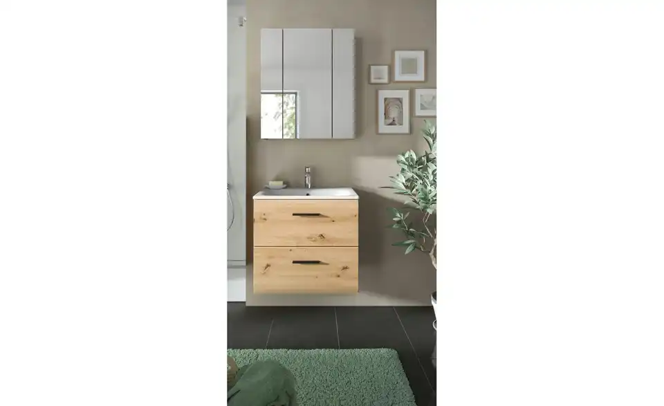 Badkombination, in Wohnsituation