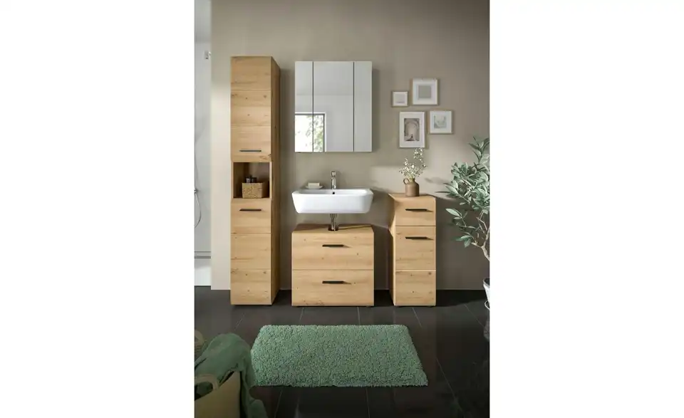 Badkombination, in Wohnsituation