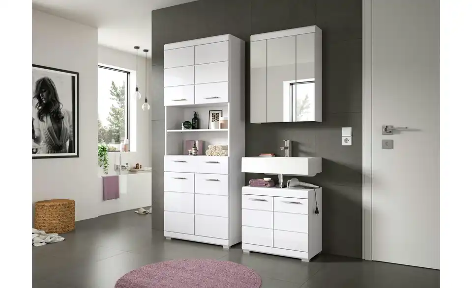 Badkombination, in Wohnsituation