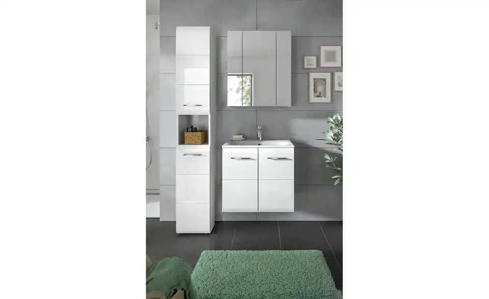 Badkombination, in Wohnsituation