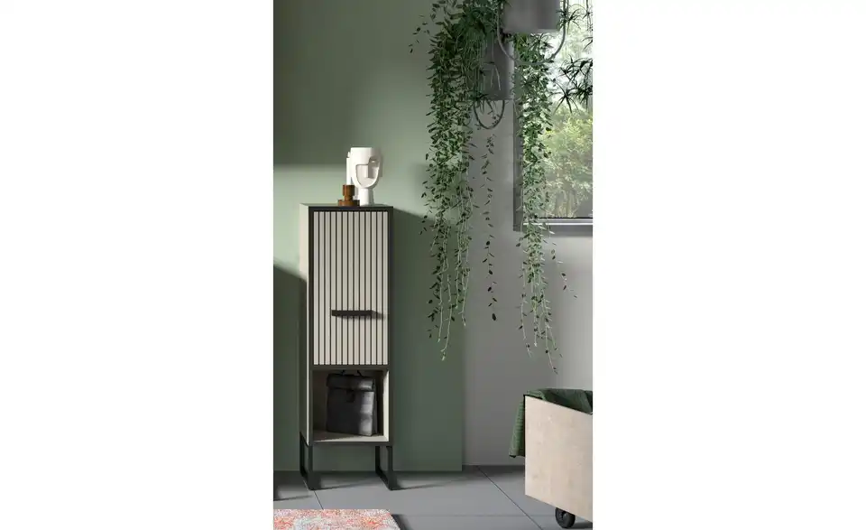 Standschrank, in Wohnsituation