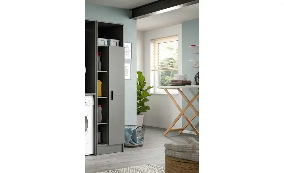 Universalschrank, in Wohnsituation