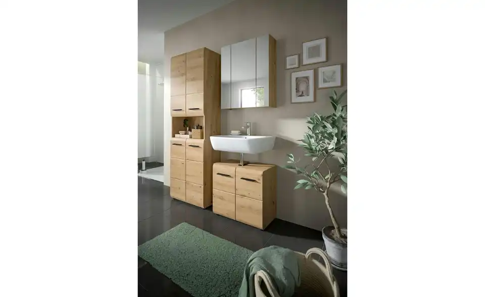 Spiegelschrank, in Wohnsituation