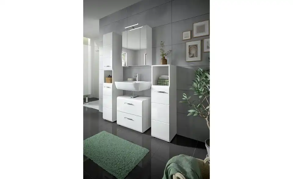 Spiegelschrank, in Wohnsituation