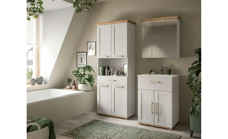 Waschtisch mit Waschbecken, in Wohnsituation
