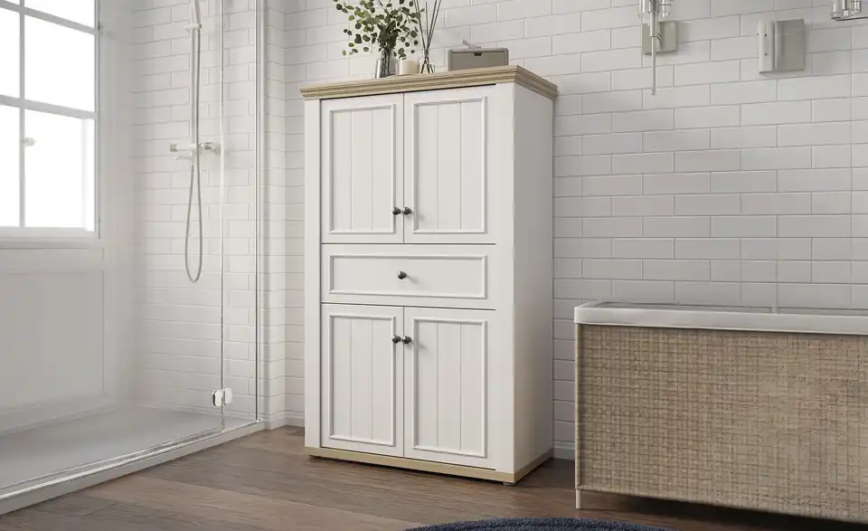 Badschrank, in Wohnsituation
