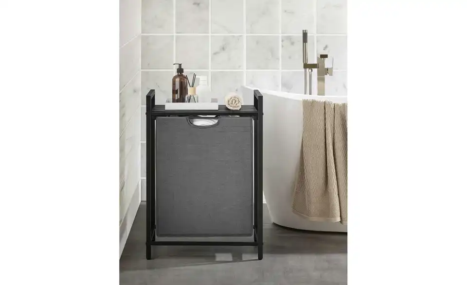 Wäschekorb, in Wohnsituation