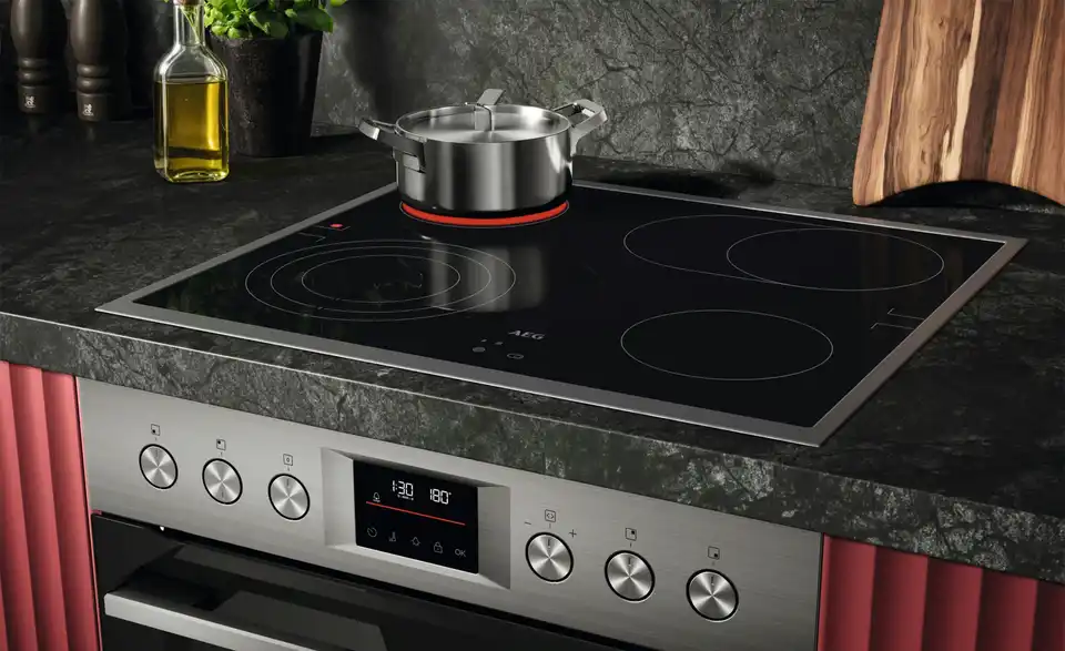 AEG Einbau-Herdset COHS25M01, in Wohnsituation