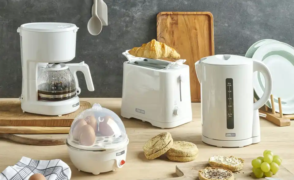 levelone Kaffeeautomat KA-060W, in Wohnsituation