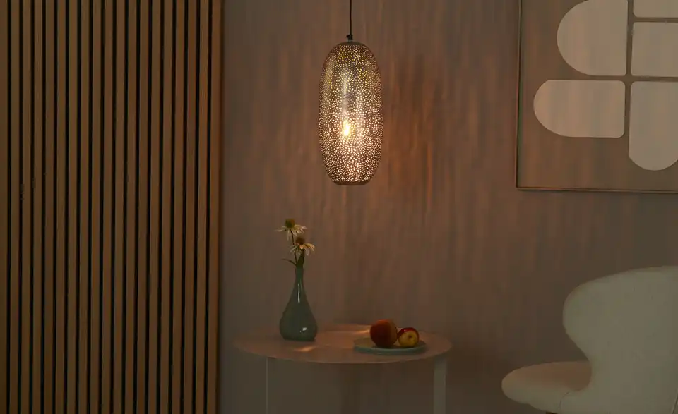 Pendelleuchte, in Wohnsituation