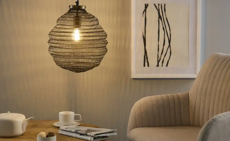 Pendelleuchte, in Wohnsituation