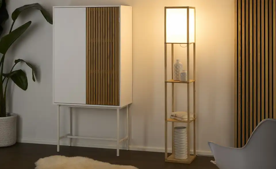 KHG Stehleuchte, in Wohnsituation