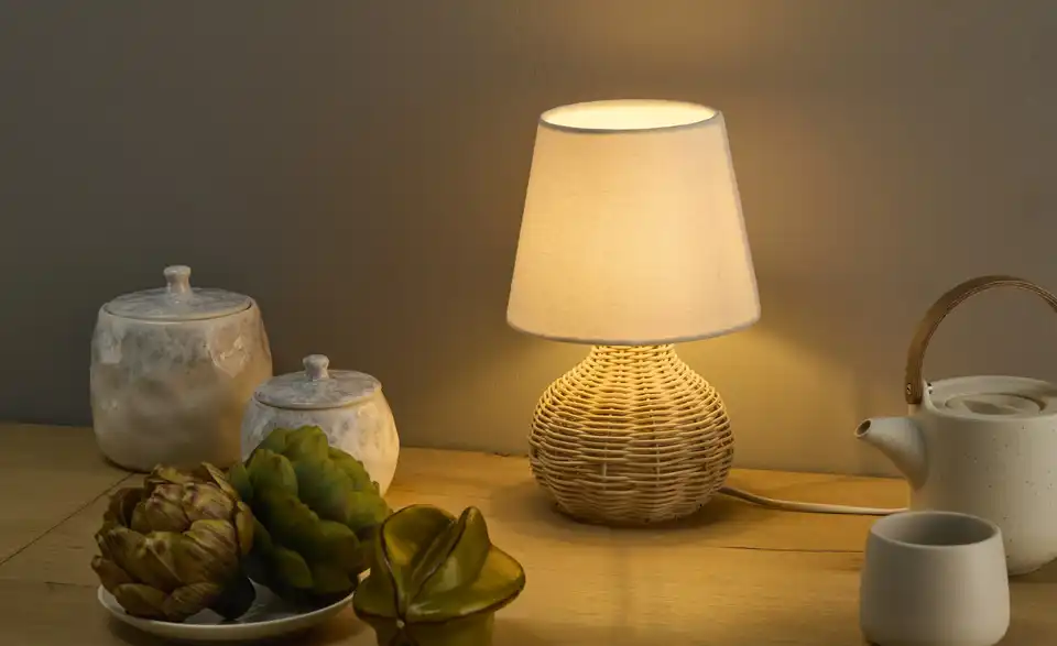 KHG Tischleuchte, in Wohnsituation