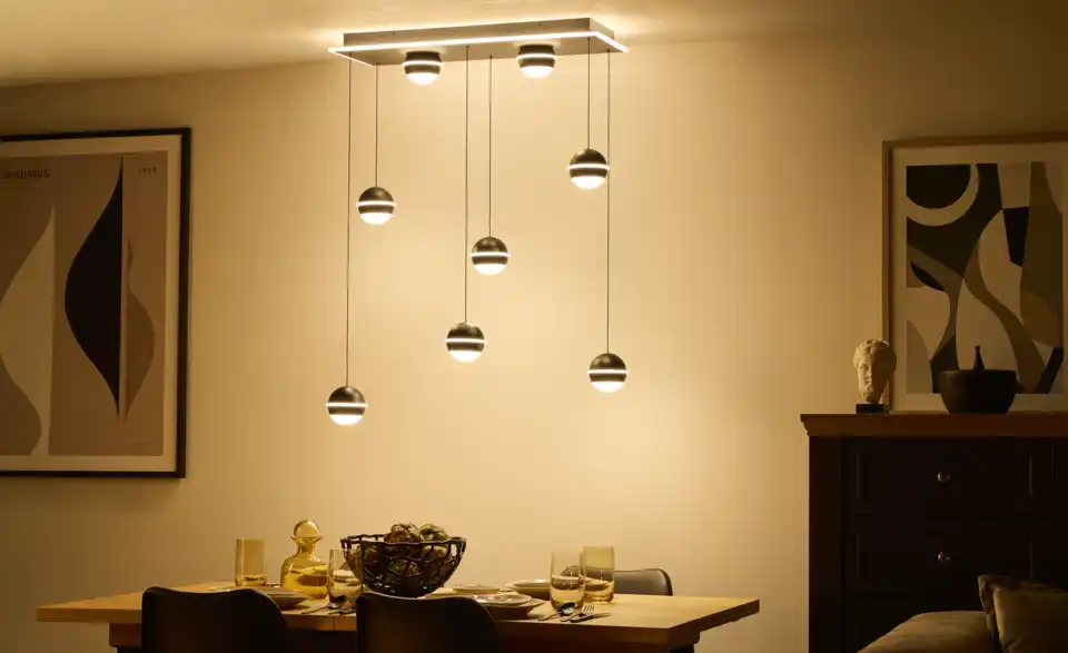 KHG LED-Pendelleuchte, in Wohnsituation