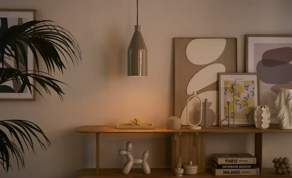 Pendelleuchte, in Wohnsituation
