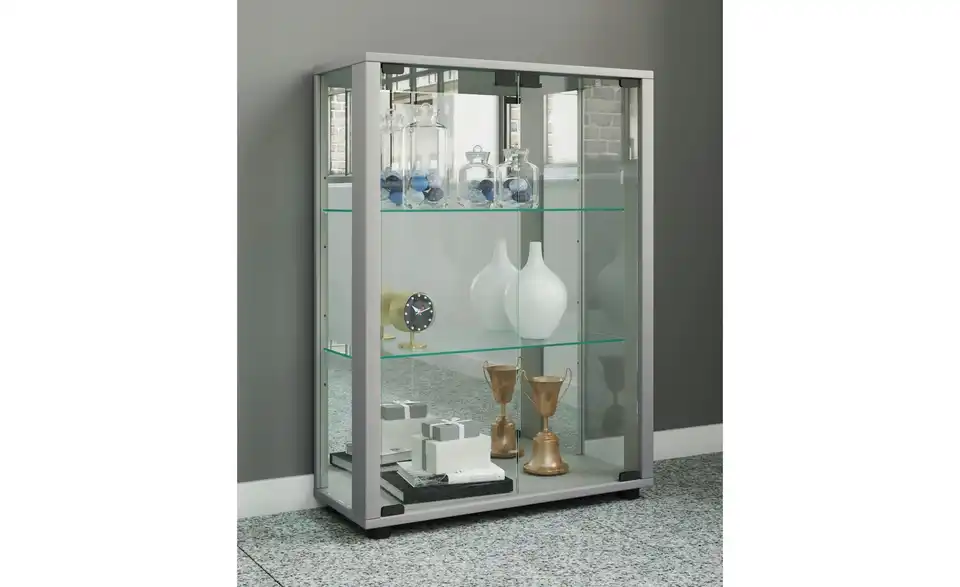 Vitrine, in Wohnsituation