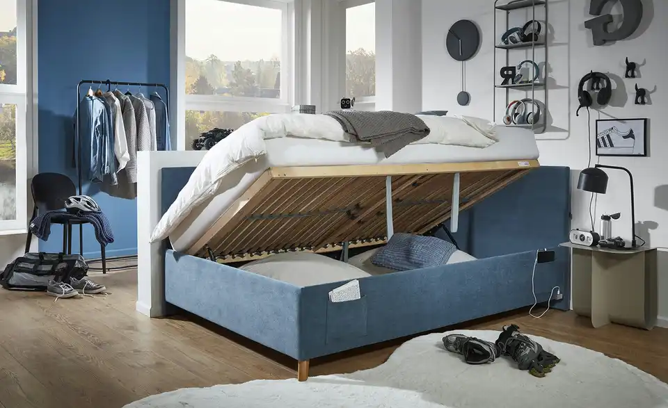 Polsterbett in Cord, in Wohnsituation