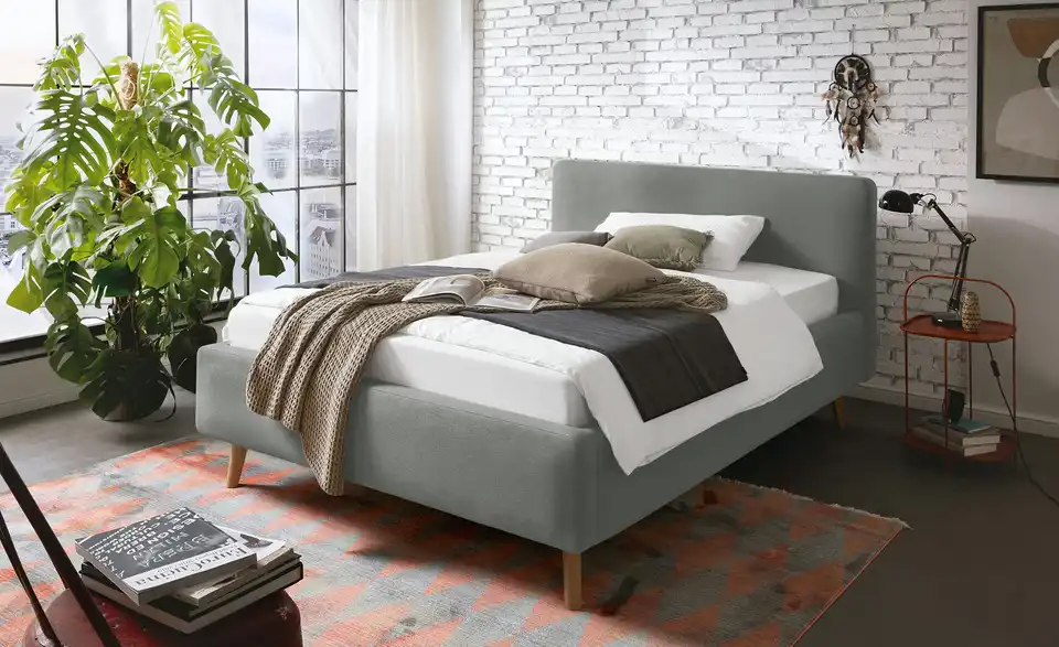 Polsterbett, in Wohnsituation