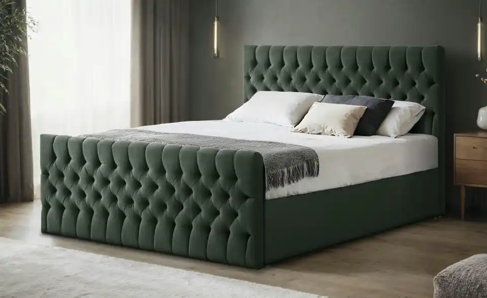 Boxbett mit Bettkasten und Fußteil, in Wohnsituation