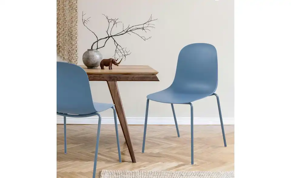 Stapelstuhl stapelbar, in Wohnsituation