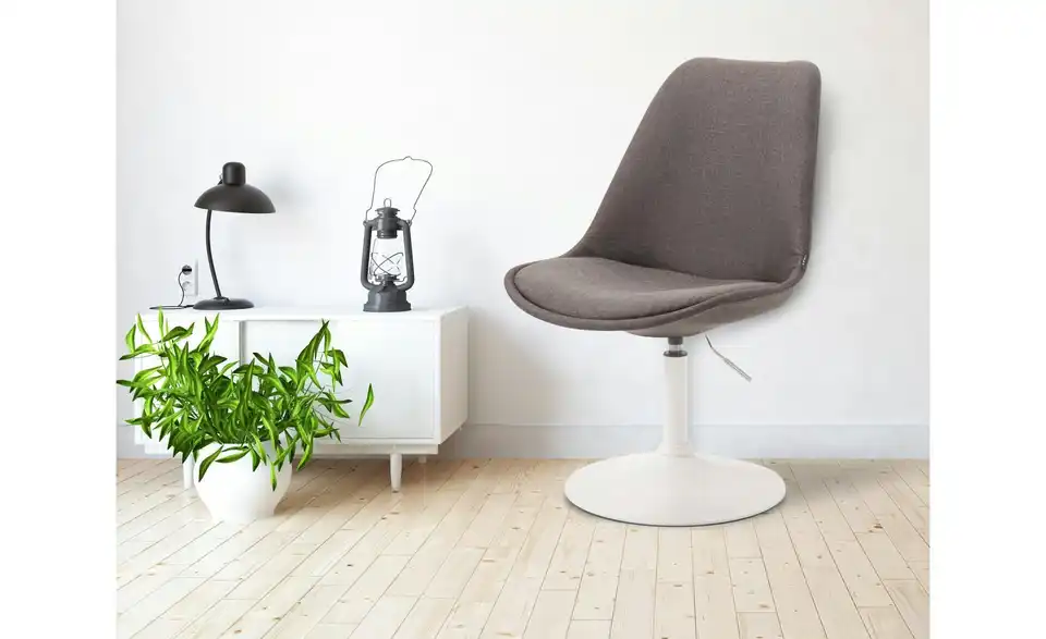 Drehstuhl drehbar, in Wohnsituation