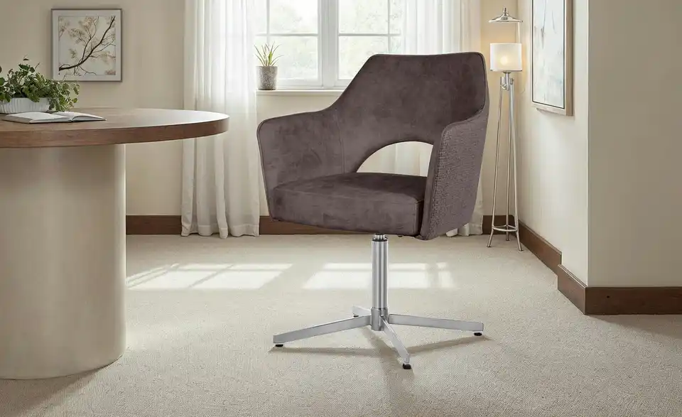 Armlehnstuhl drehbar, in Wohnsituation