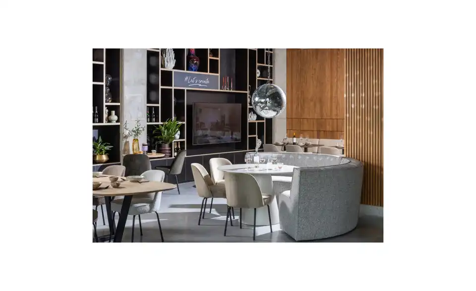 Esstisch, in Wohnsituation