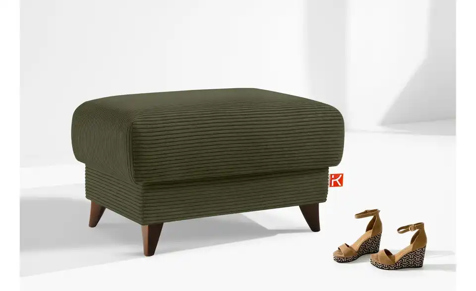 KONSIMO Hocker Gustavo II, in Wohnsituation