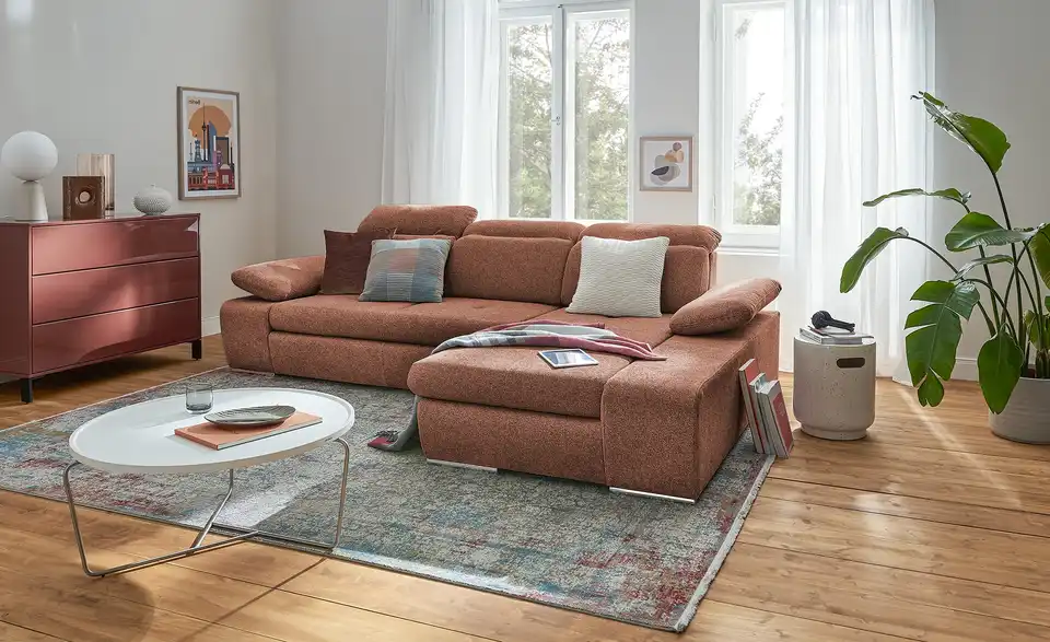 Twist Ecksofa Avilla aus Mikrofaser, in Wohnsituation