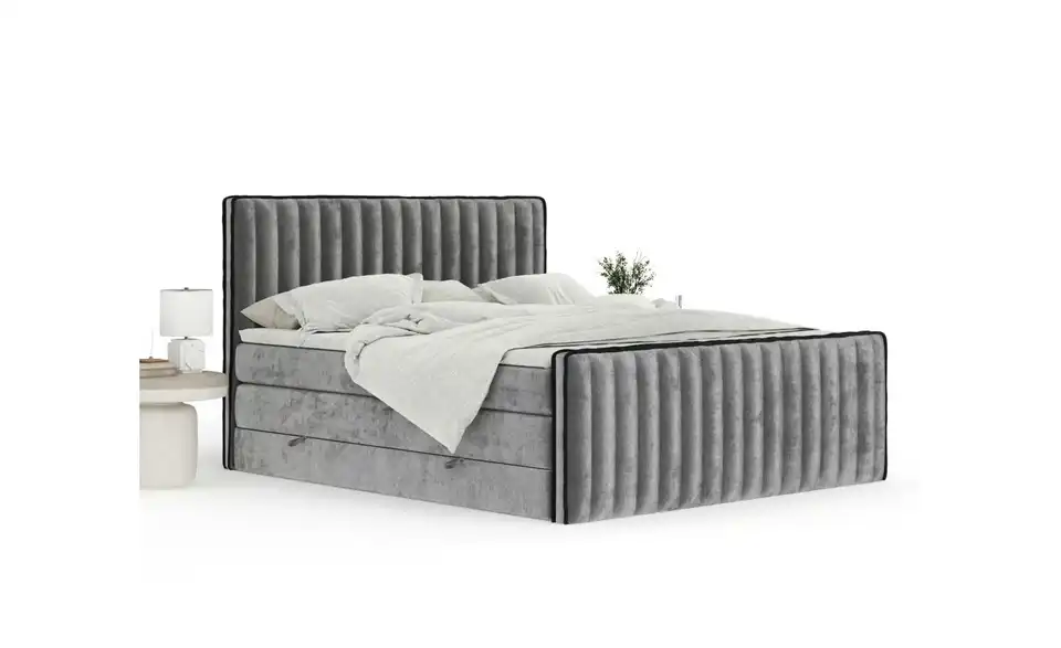 Boxspringbett mit Stauraum, in Wohnsituation