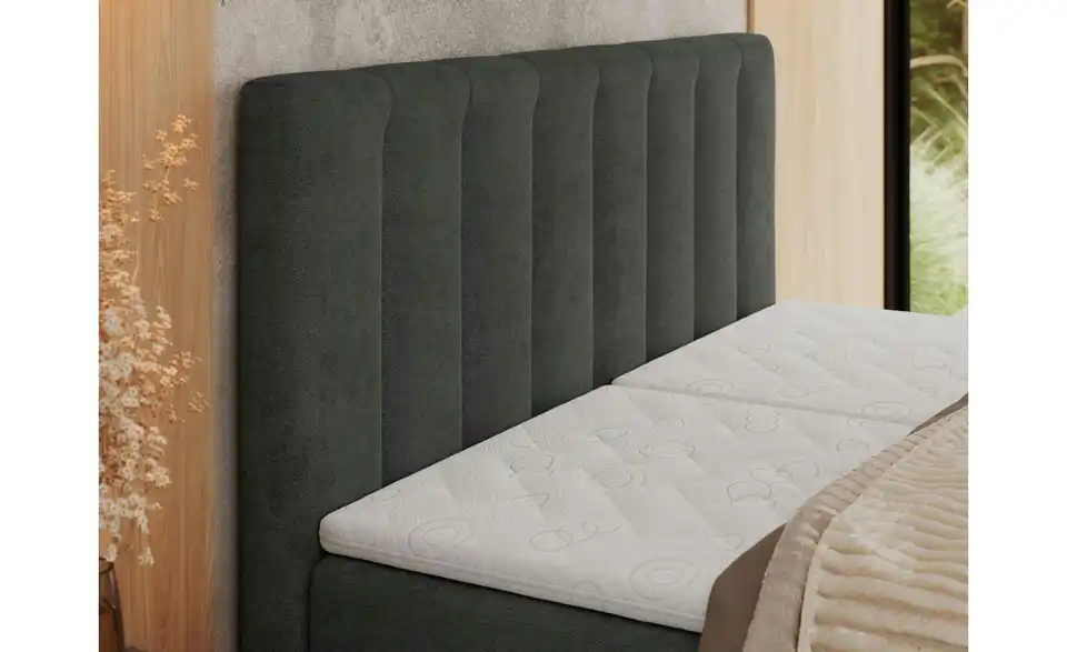 Motor Boxspringbett mit Bettkasten, in Wohnsituation