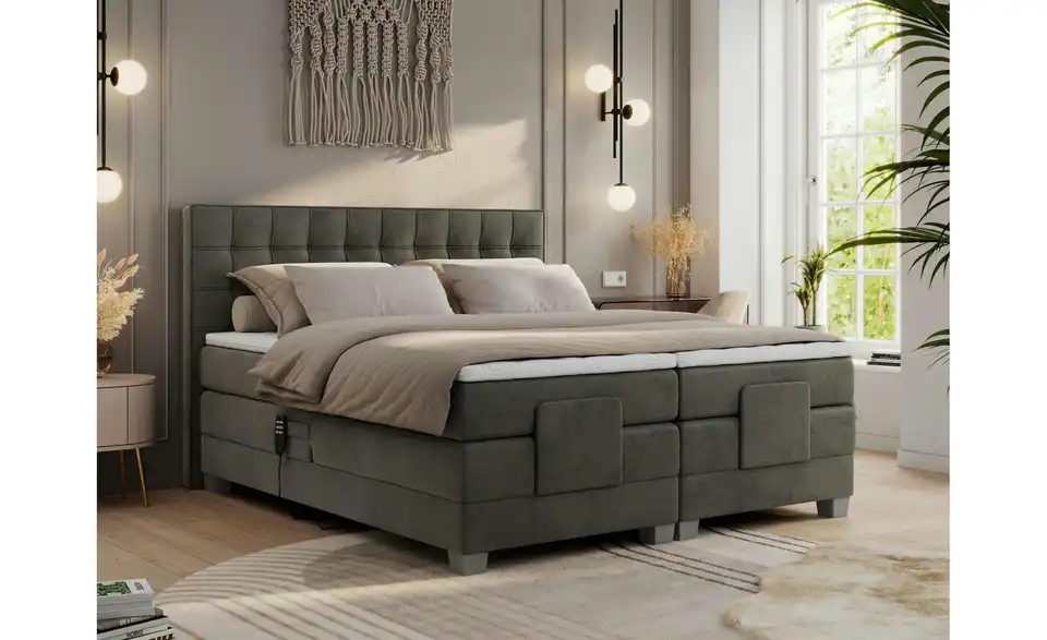 Motor Boxspringbett mit Bettkasten, in Wohnsituation