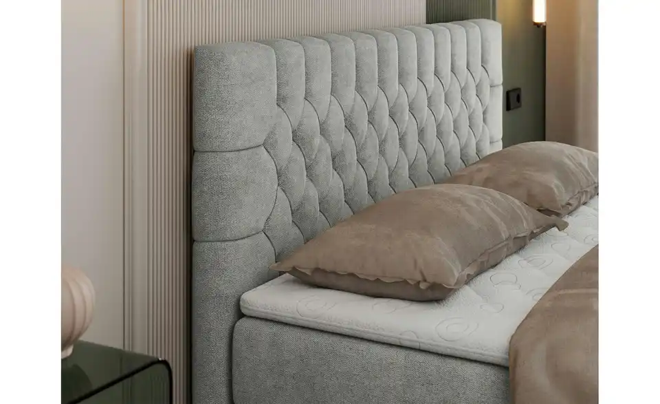 Boxbett mit Bettkasten, in Wohnsituation