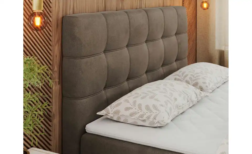 Boxbett mit Bettkasten, in Wohnsituation